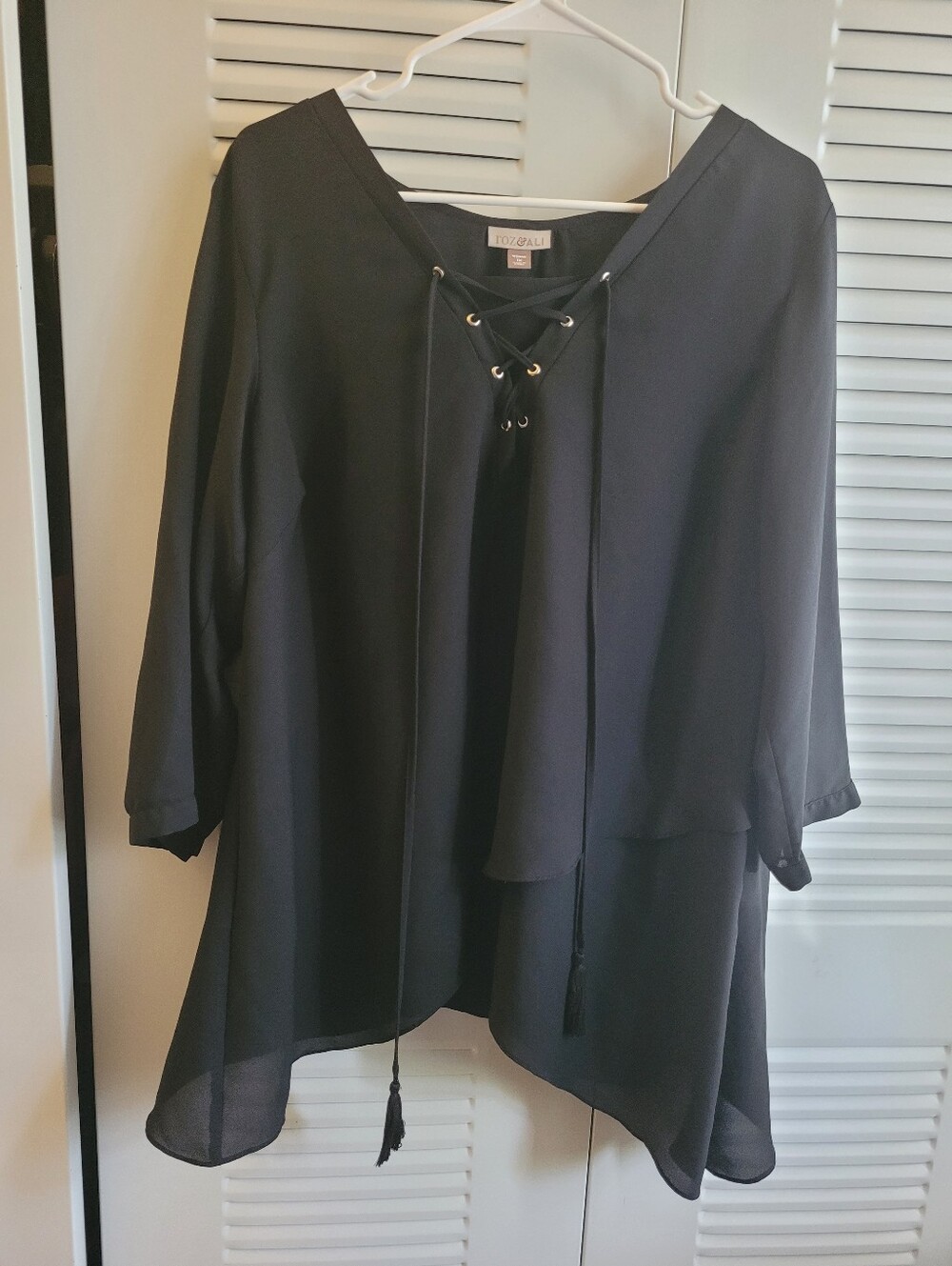 Roz & Ali Black Lace-Up V-Neck Tunic 1x
